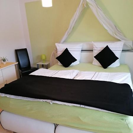 Ferienwohnung Mannes Lauingen Екстериор снимка
